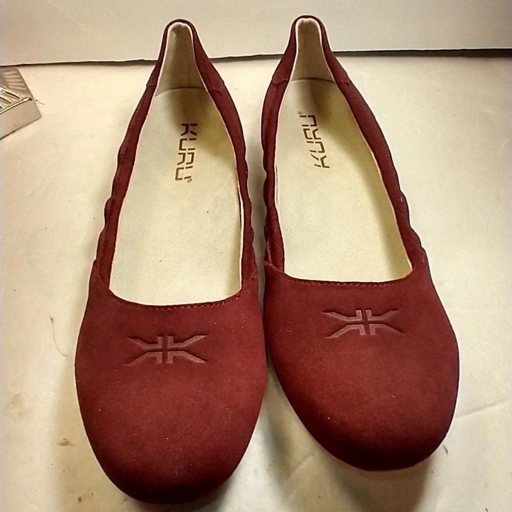 Kuru Vienna Suede Leather Slip-On Cushioned Ballet Flats Women's sz 11.